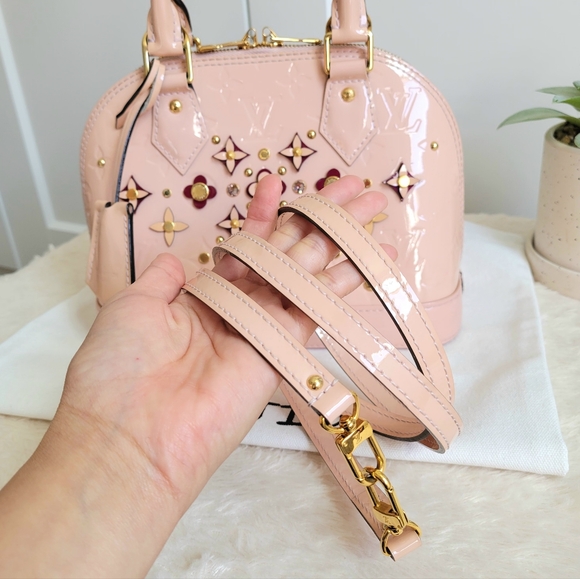 💕STUNNING LOUIS VUITTON Vernis Flowers Alma BB Rose Ballerine - Picture 7 of 16